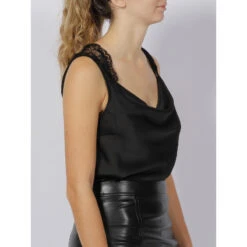 Débardeur Leila Noir Femme - Guess -Vero Vetements Magasin debardeur leila noir femme guess 2