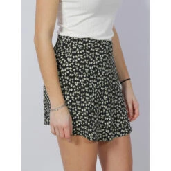 Jupe Short à Fleurs Roseli Noir Femme - Tiffosi 8 Jupe Short à Fleurs Roseli Noir Femme - Tiffosi -Vero Vetements Magasin jupe short a fleurs roseli noir femme tiffosi 2