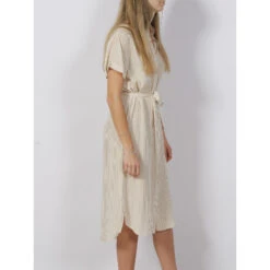 Robe Chemise Rayée Bumpy Beige Femme - Vero Moda -Vero Vetements Magasin robe chemise rayee bumpy beige femme vero moda 2