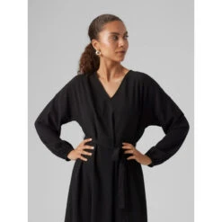 Robe Courte Naja Ruban Uni Noir Femme - Vero Moda 9 Robe Courte Naja Ruban Uni Noir Femme - Vero Moda -Vero Vetements Magasin robe courte naja ruban uni noir femme vero moda 3