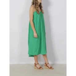 Robe Midi Natali Vert Femme - Vero Moda 8 Robe Midi Natali Vert Femme - Vero Moda -Vero Vetements Magasin robe midi natali vert femme vero moda 2