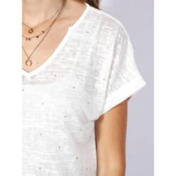 T-shirt Bibou à Clous Crème Femme - Le Temps Des Cerises 9 T-shirt Bibou à Clous Crème Femme - Le Temps Des Cerises -Vero Vetements Magasin t shirt bibou a clous creme femme le temps des cerises 3