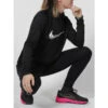 T-shirt Manche Longue Running Swoosh Noir Femme - Nike 2 T-shirt Manche Longue Running Swoosh Noir Femme - Nike -Vero Vetements Magasin t shirt manche longue running swoosh noir femme nike